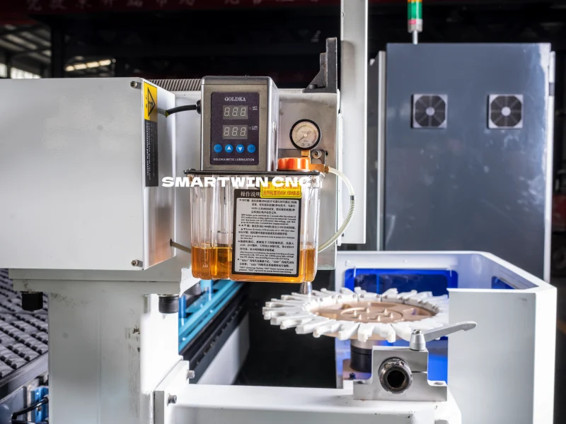 oil lubrication of cnc machine center