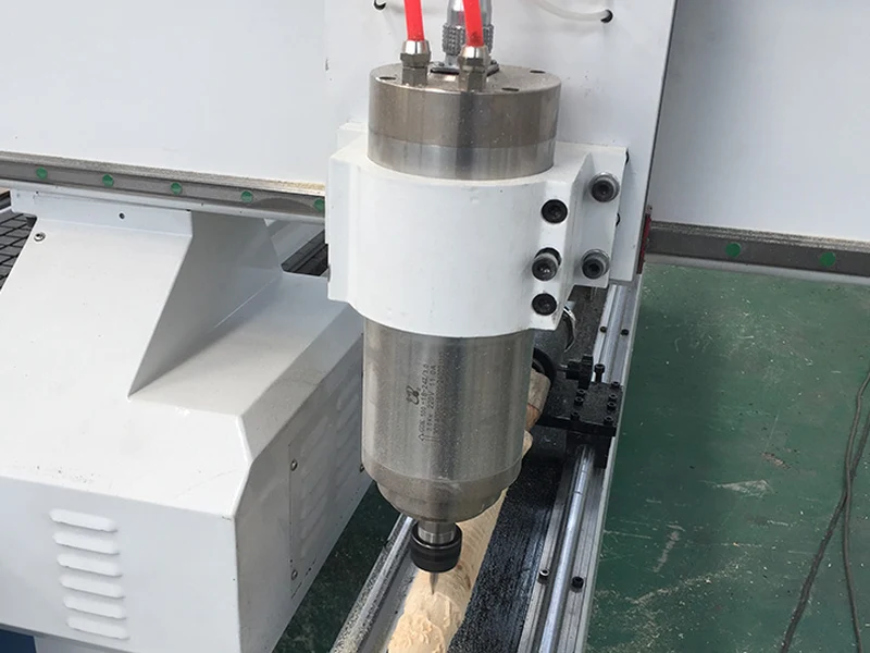 water cooling spindle works with high speed safe guarding stablity for long time operation